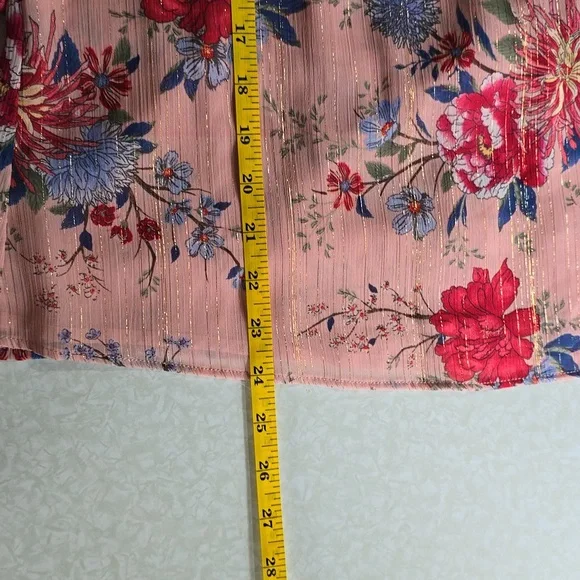 INC Pink floral faux wrap blouse Size‎ Medium - Picture 11 of 11